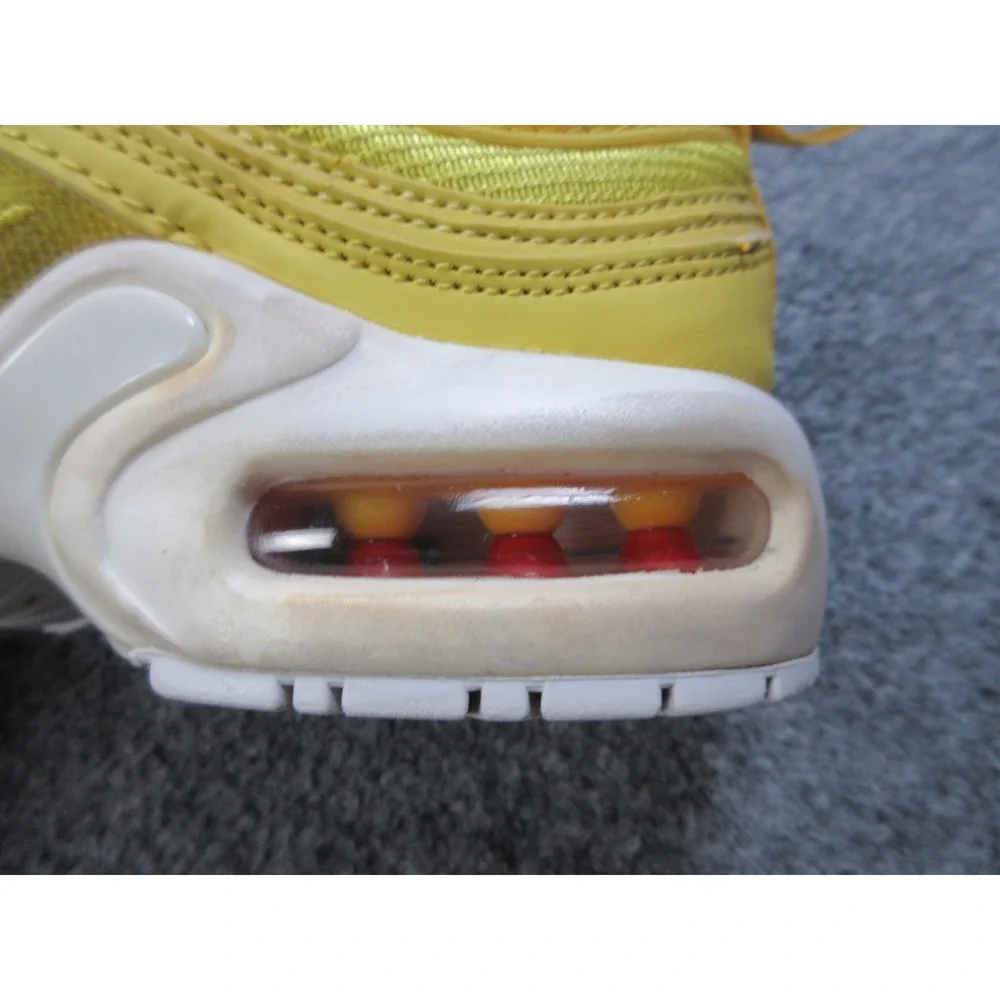 Nike Air Max Plus Shoes Womens Size 6.5 Running Athletic AJ1986-200 Sneakers‎